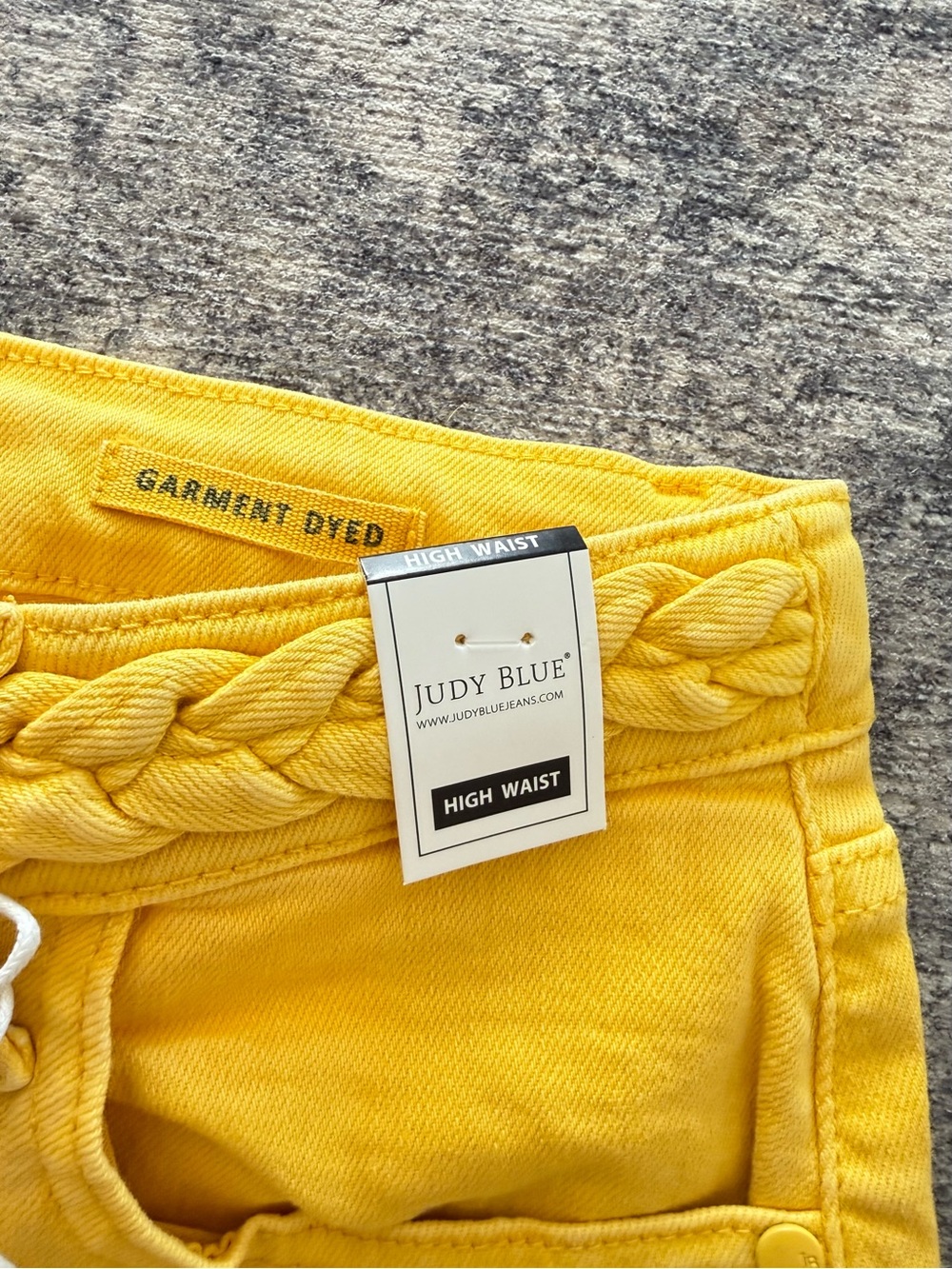 NWT-Judy Blue Vibrant Yellow High Rise, Cropped, Raw Hem Jeans Sz 9/29 - Picture 6 of 14